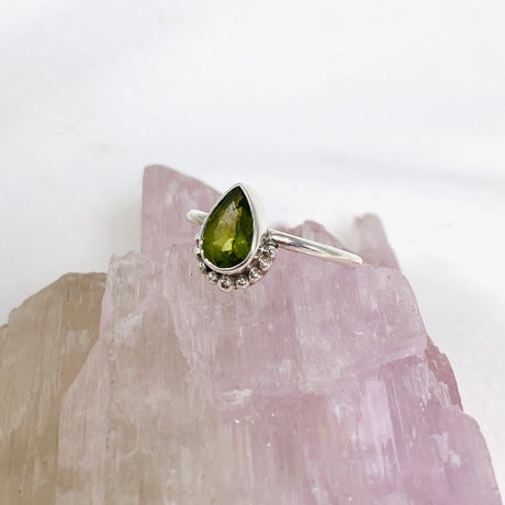 Peridot Teardrop Faceted fine band ring R3800-PT - Nature's Magick