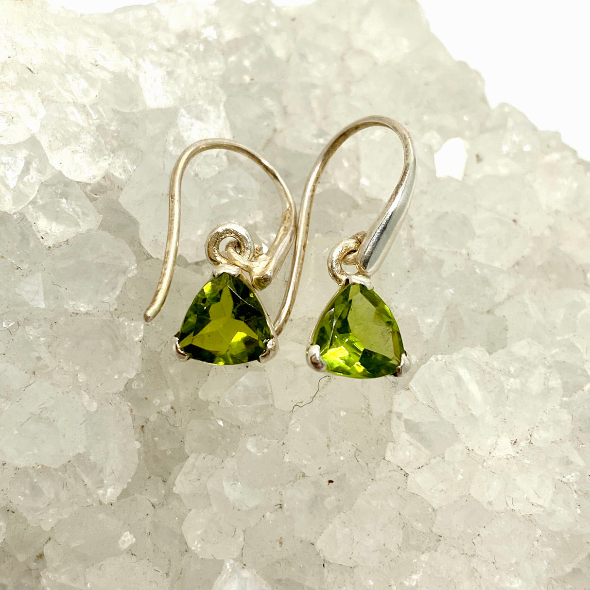 Peridot Trillion Faceted Earrings PEGJ188