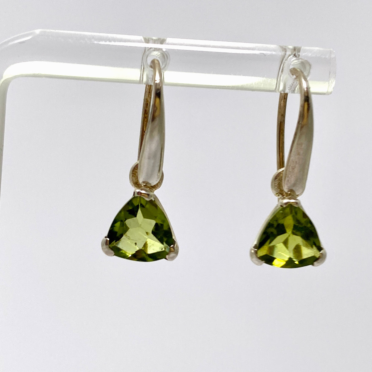 Peridot Trillion Faceted Earrings PEGJ188