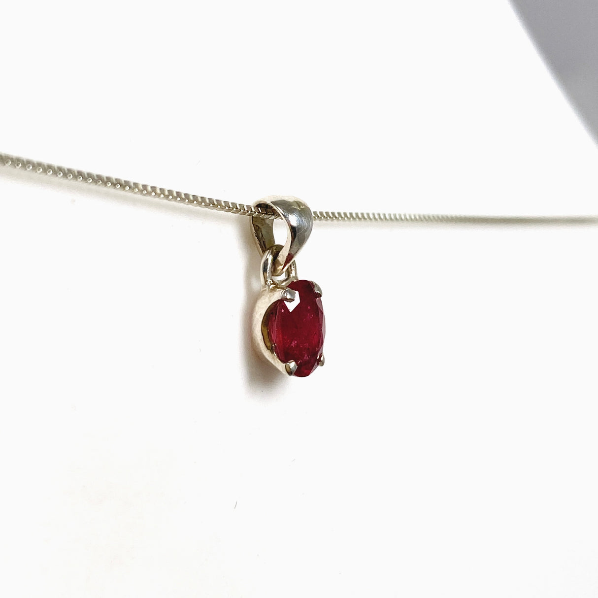 Pink Tourmaline (Rubelite) Oval Faceted Pendant PPGJ1182