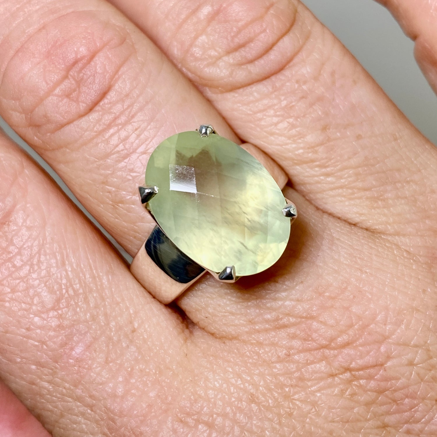 Prehnite Oval Checkerboard Faceted Ring Size 10 PRGJ861