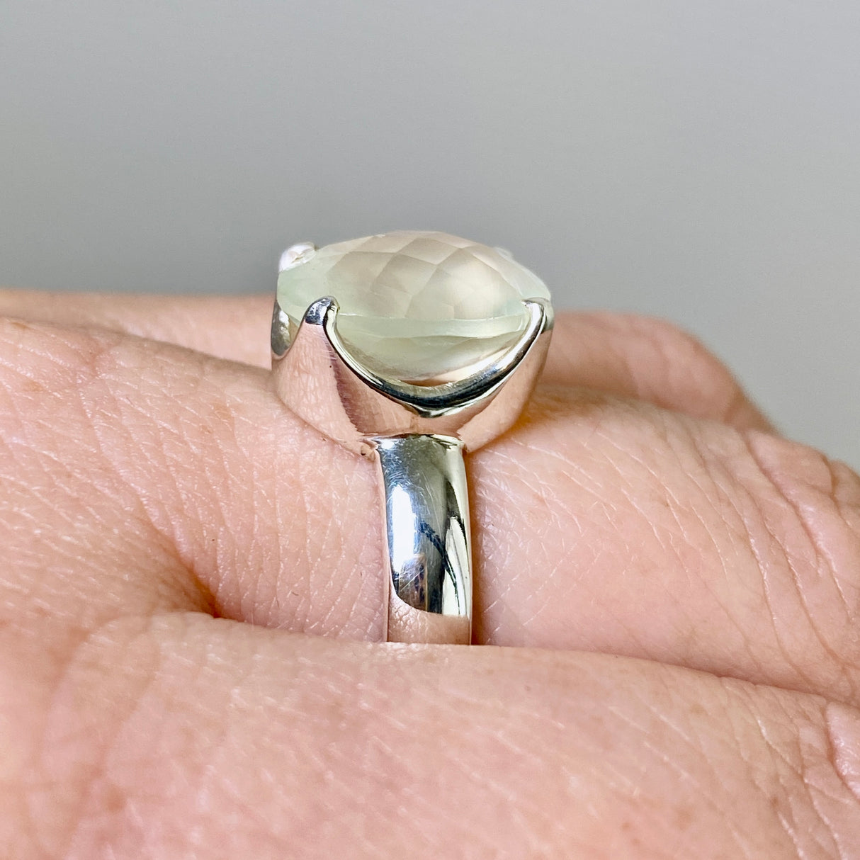 Prehnite Oval Checkerboard Faceted Ring Size 8.5 PRGJ859