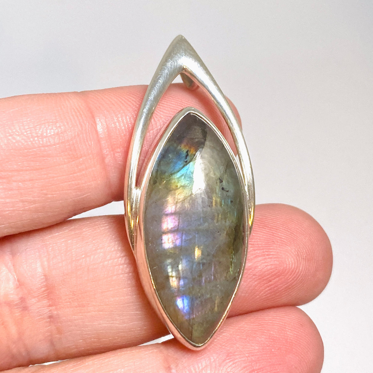 Rainbow Labradorite Marquise Pendant BTP-108