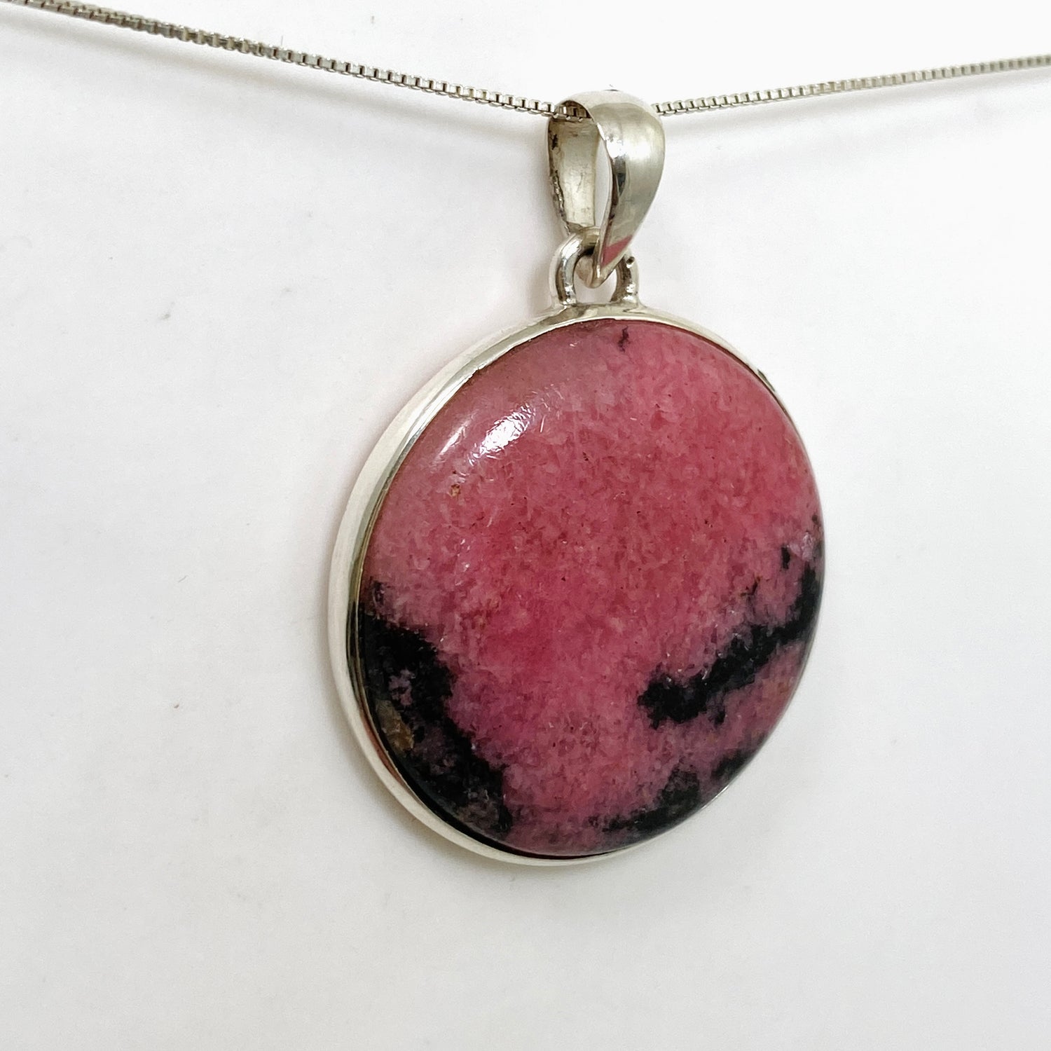 Rhodonite Round Cabochon Pendant PPGJ1057