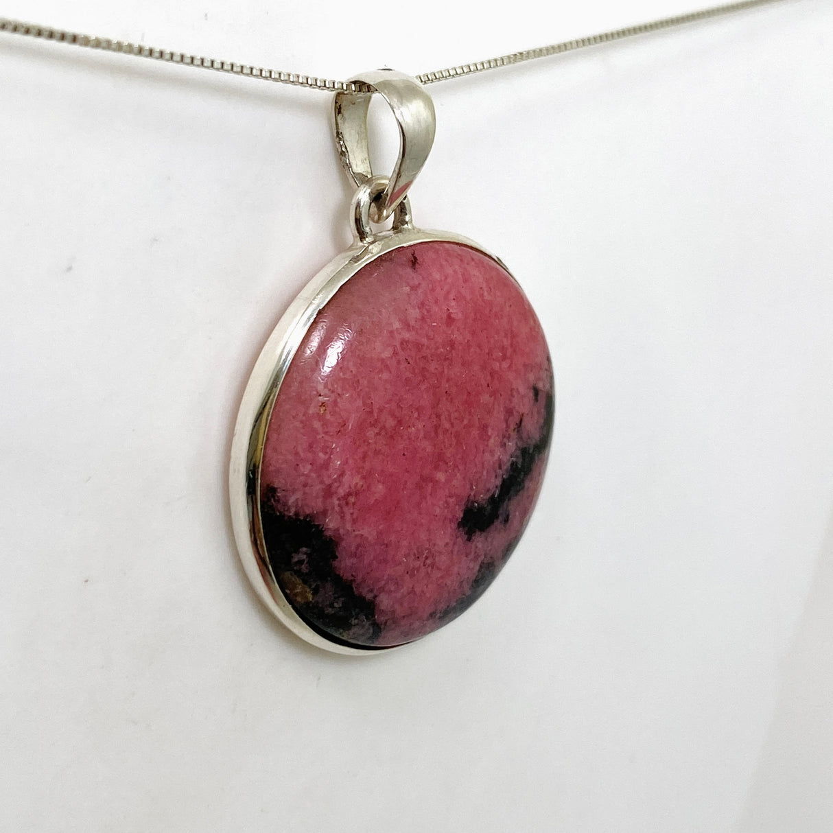 Rhodonite Round Cabochon Pendant PPGJ1057