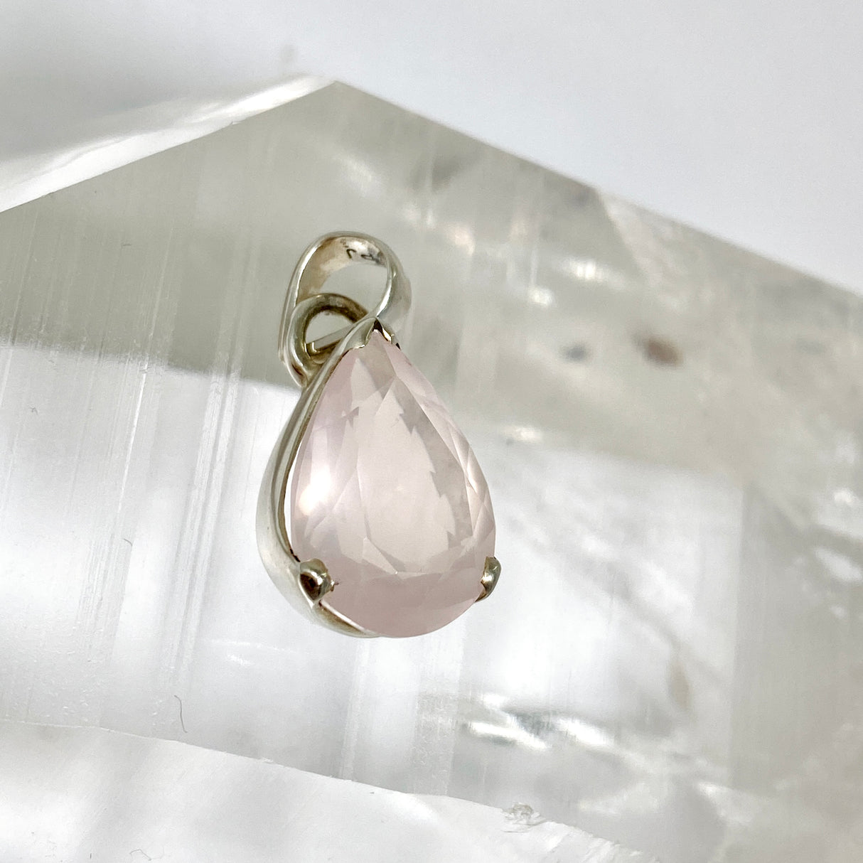 Rose Quartz Teardrop Faceted Pendant PPGJ1309