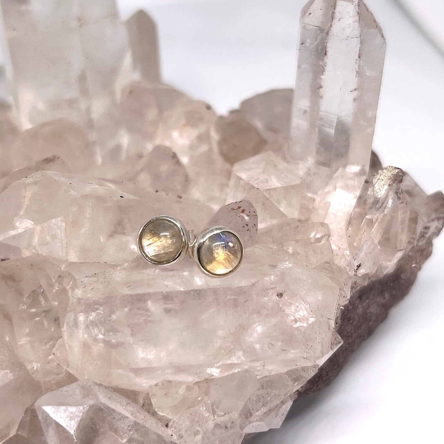 Round Cabochon Bezel Set Stud Earrings 5mm PSE016