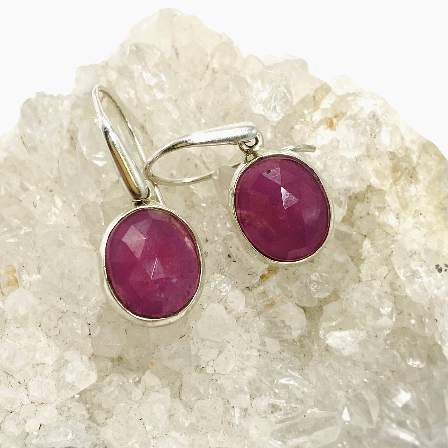 Ruby Oval Checkerboard Faceted Earrings PEGJ285