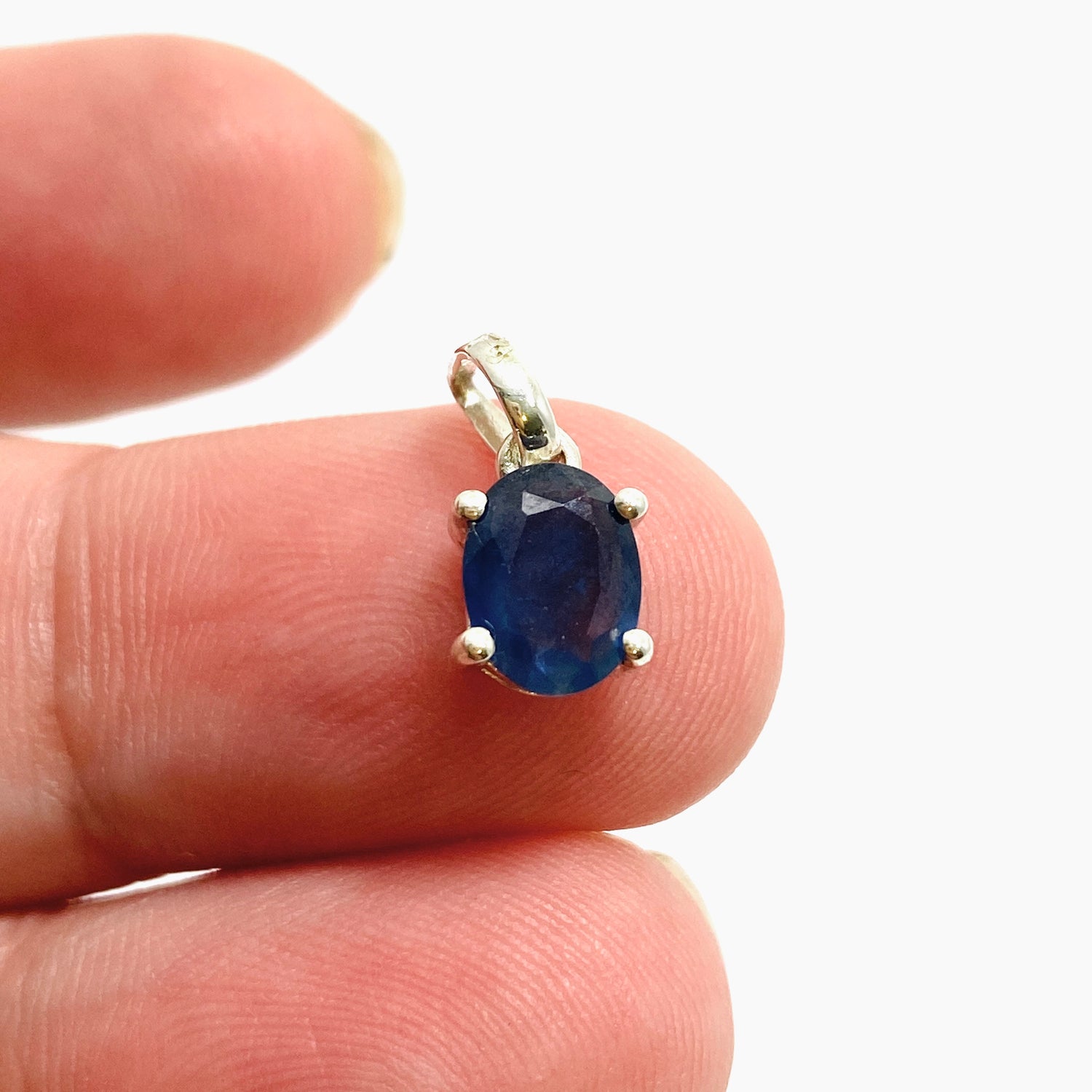 Sapphire Oval Faceted Pendant PPGJ976