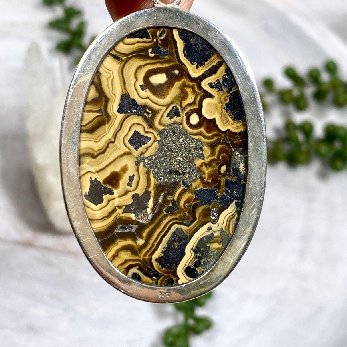 Schalenblende oval pendant KPGJ2195 - Nature's Magick