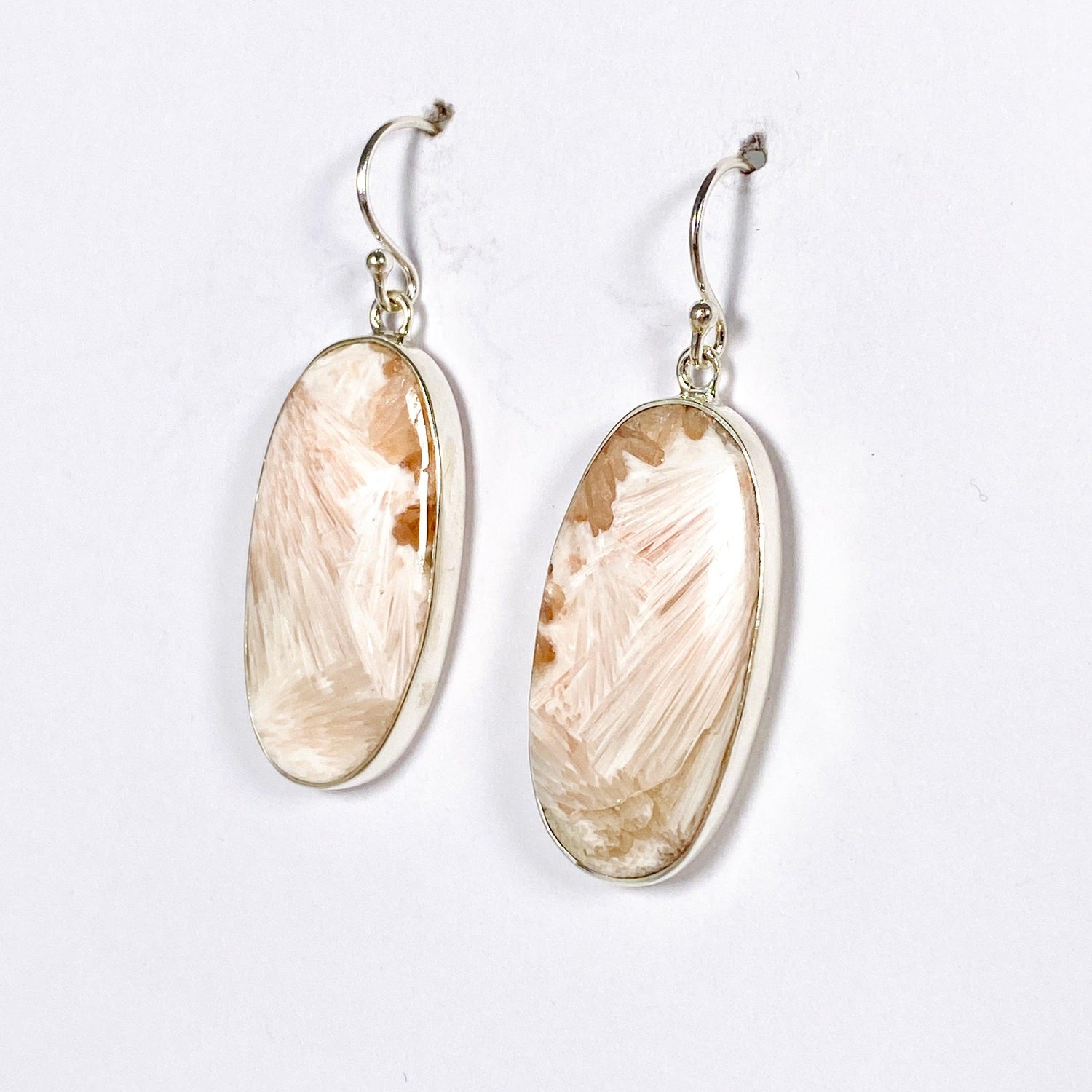 Scolecite oval earrings KEGJ1323