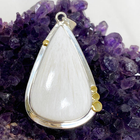 Scolecite Teardrop Pendant in a Decorative Setting KPGJ4508 - Nature's Magick