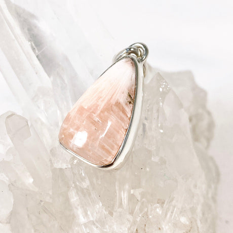 Scolecite teardrop pendant KPGJ3810