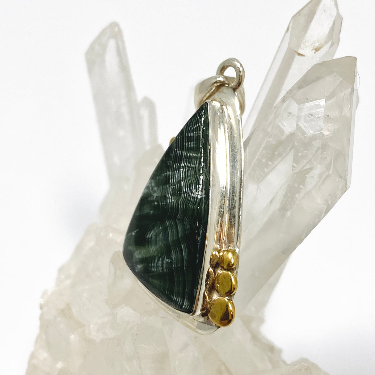 Seraphinite Freeform Cabochon Pendant in a Decorative Setting KPGJ4846