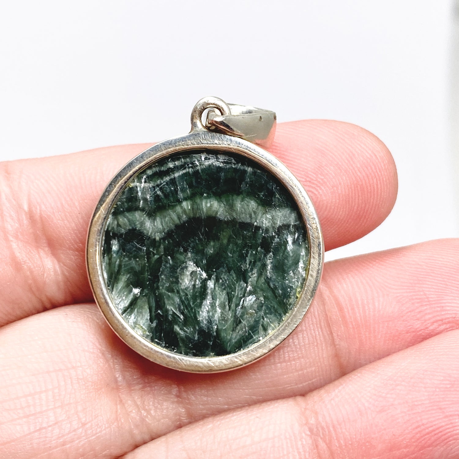 Seraphinite Round Cabochon Pendant PPGJ990