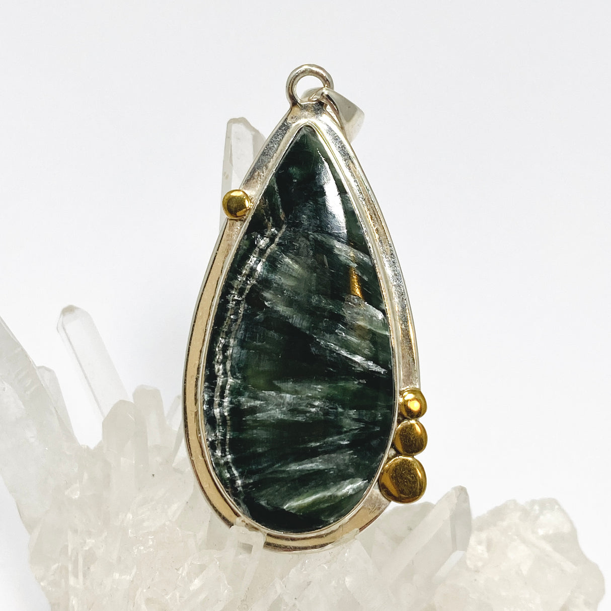 Seraphinite Teardrop Cabochon Pendant in a Decorative Setting KPGJ4843