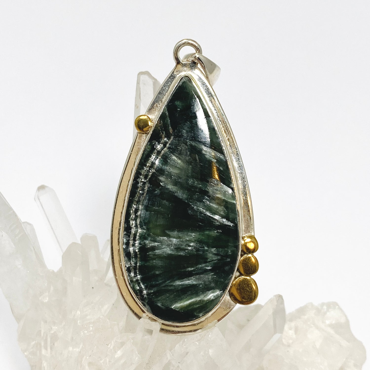 Seraphinite Teardrop Cabochon Pendant in a Decorative Setting KPGJ4843