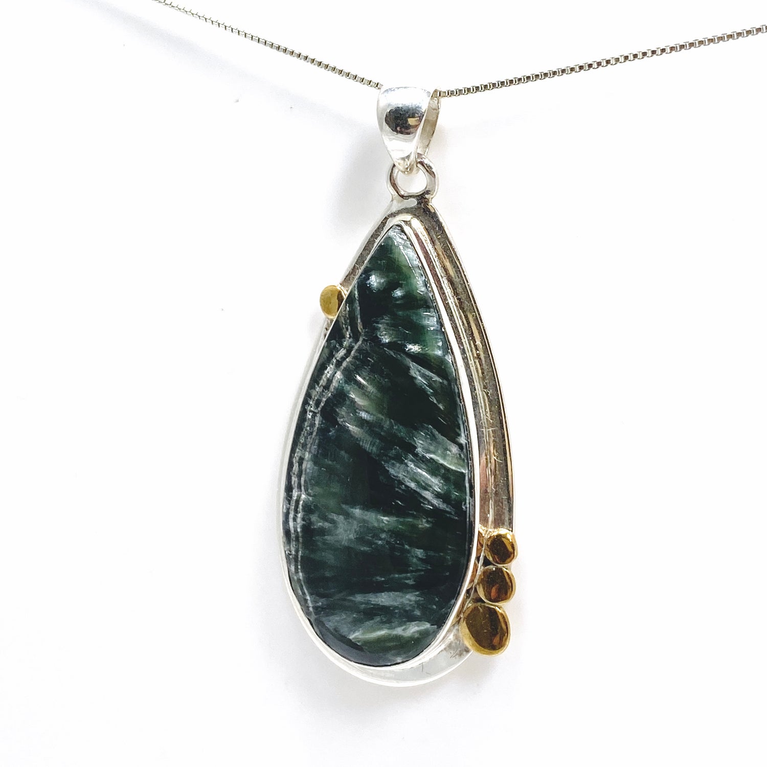 Seraphinite Teardrop Cabochon Pendant in a Decorative Setting KPGJ4843