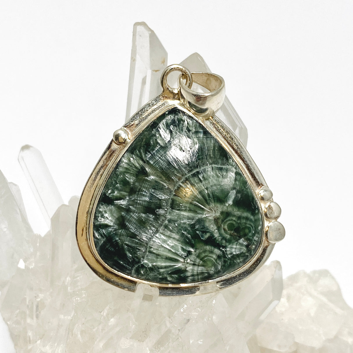 Seraphinite Teardrop Cabochon Pendant in a Decorative Setting KPGJ4844