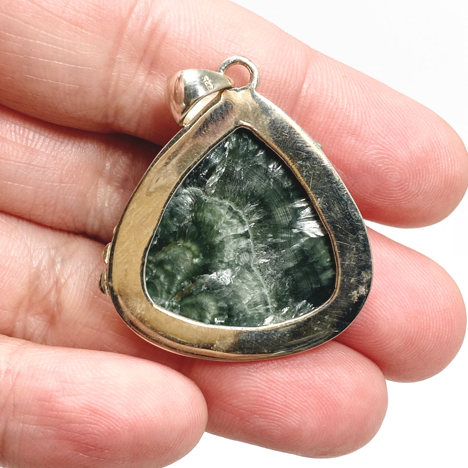 Seraphinite Teardrop Cabochon Pendant in a Decorative Setting KPGJ4844