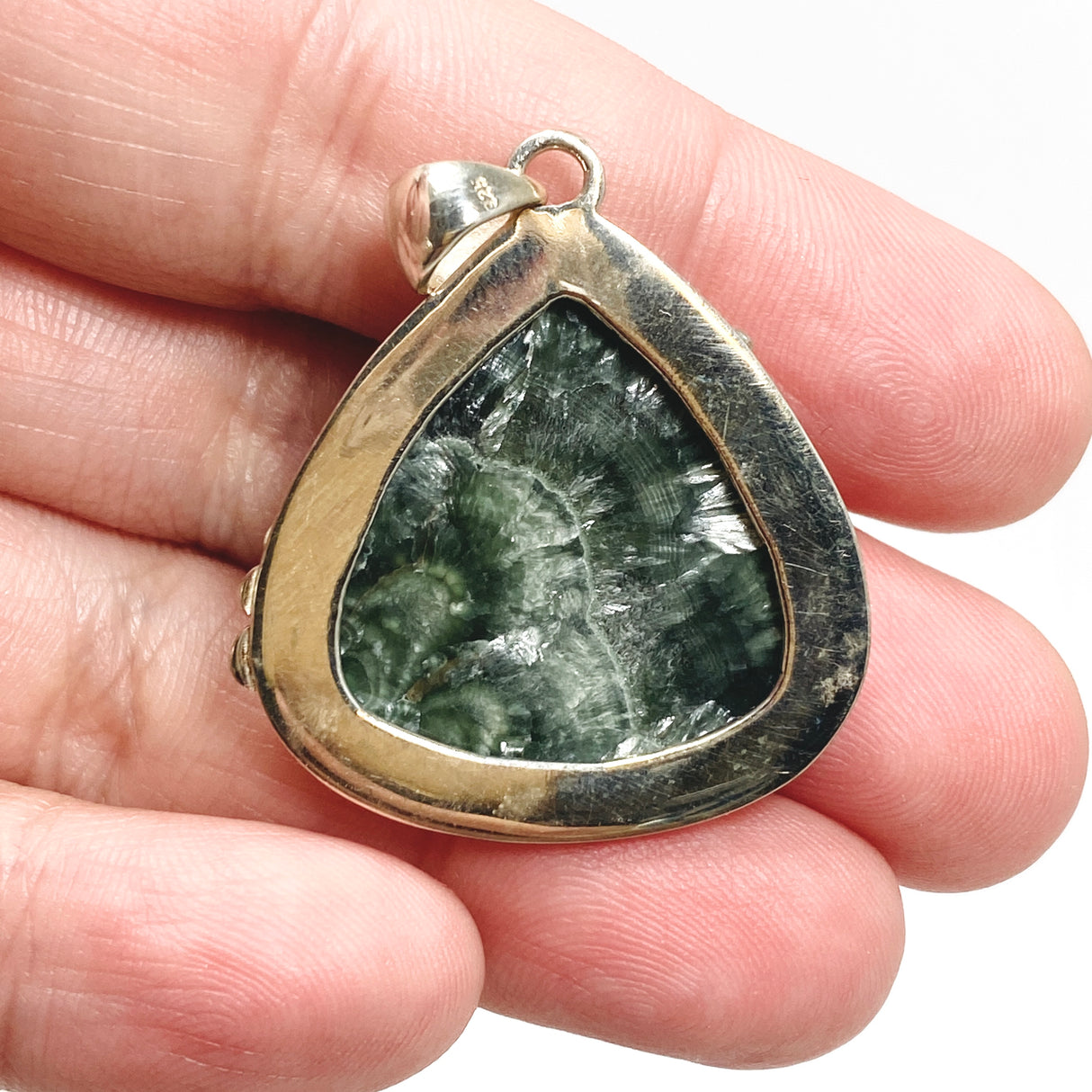 Seraphinite Teardrop Cabochon Pendant in a Decorative Setting KPGJ4844