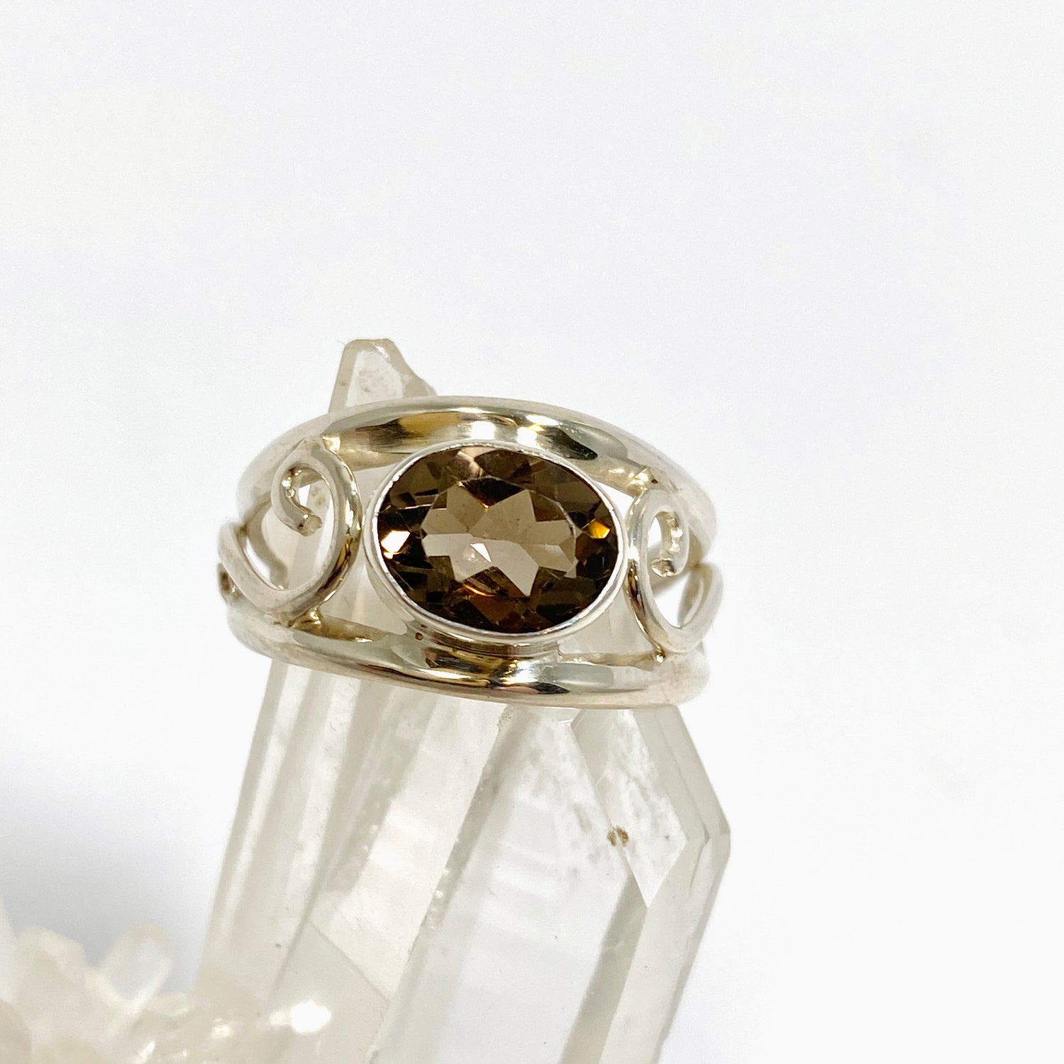 Smokey Quartz Faceted Oval Ring with Filigree Details Size 7.5 BTR-26
