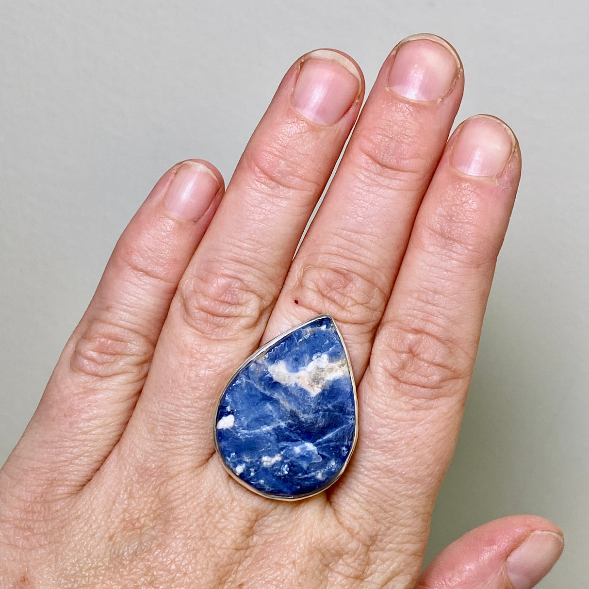 Sodalite Teardrop Raw Ring in a Hammered Setting Size 8 KRGJ3364