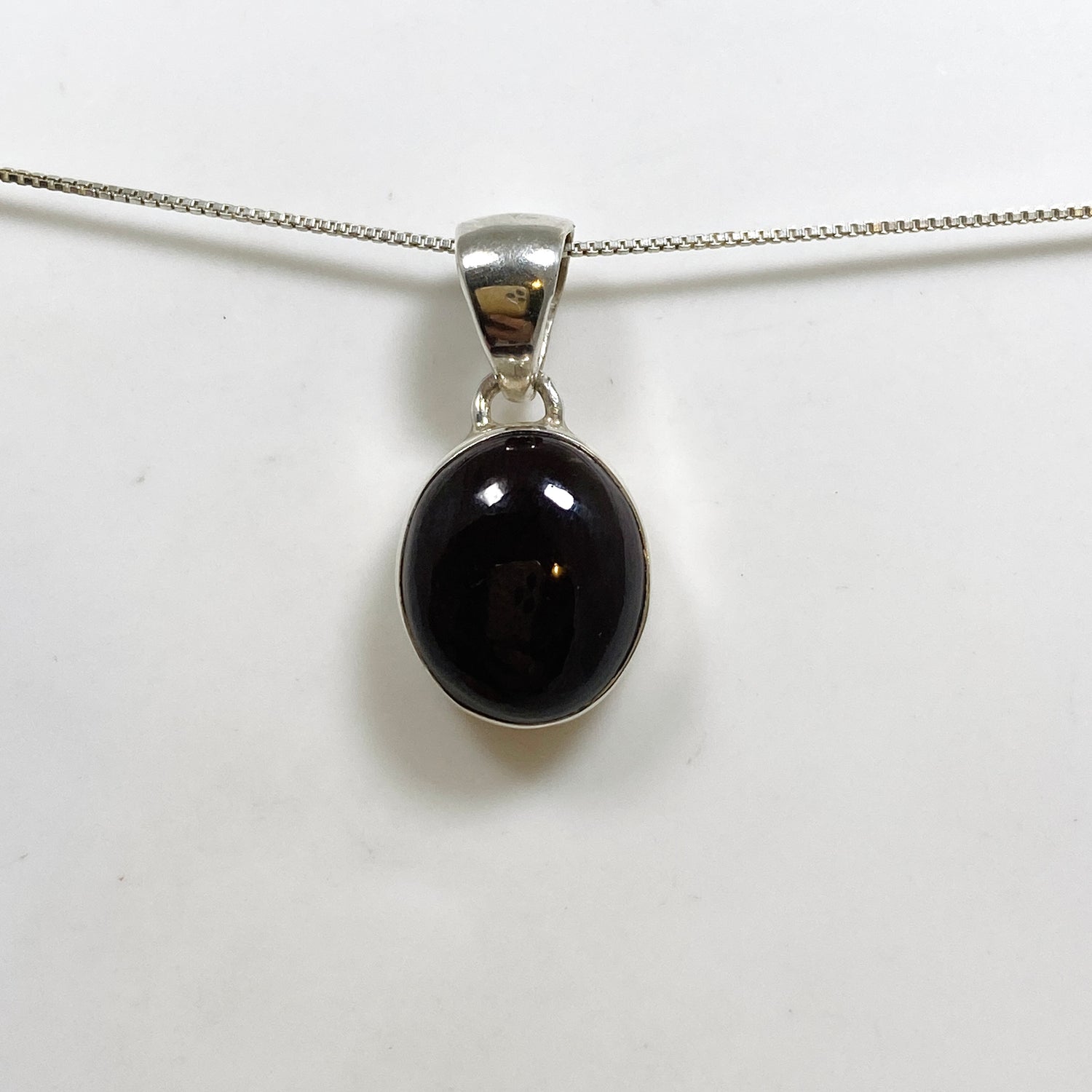 Star Garnet Oval Cabochon Pendant KPGJ4847