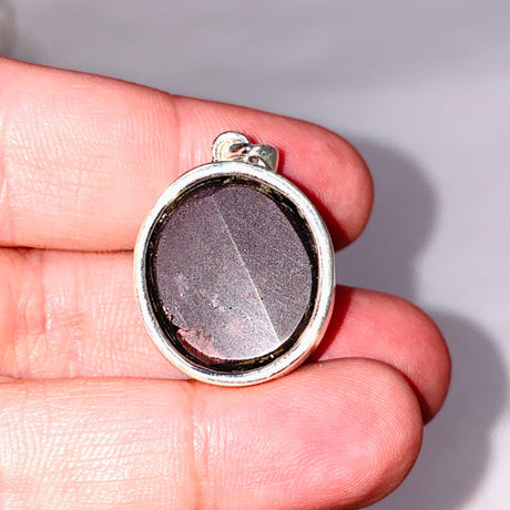 Star Garnet Oval Pendant KPGJ4227 - Nature's Magick