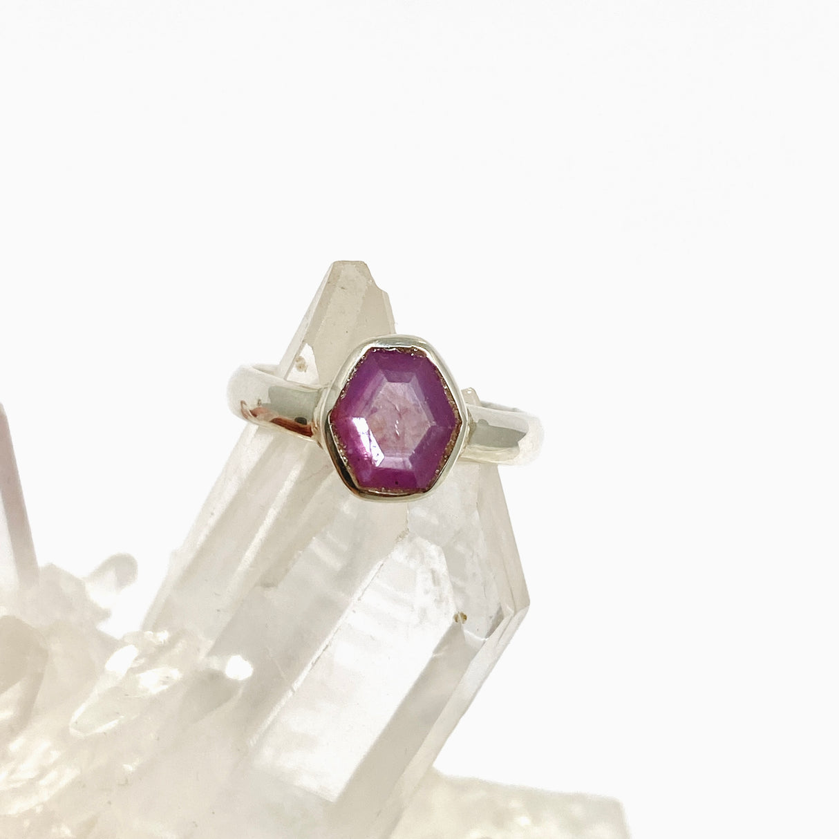 Star Ruby Freeform Faceted Ring Size 7 PRGJ980