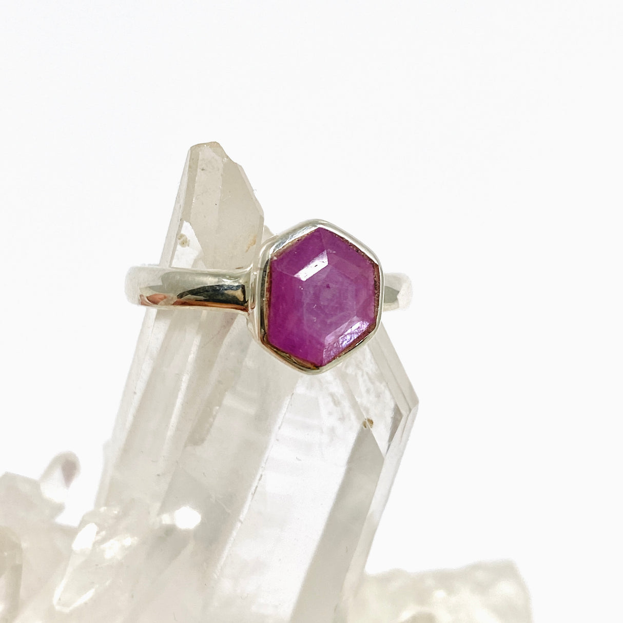 Star Ruby Freeform Faceted Ring Size 8.5 PRGJ981