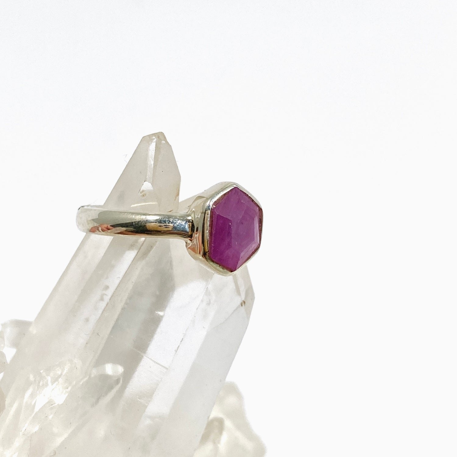 Star Ruby Freeform Faceted Ring Size 8.5 PRGJ981