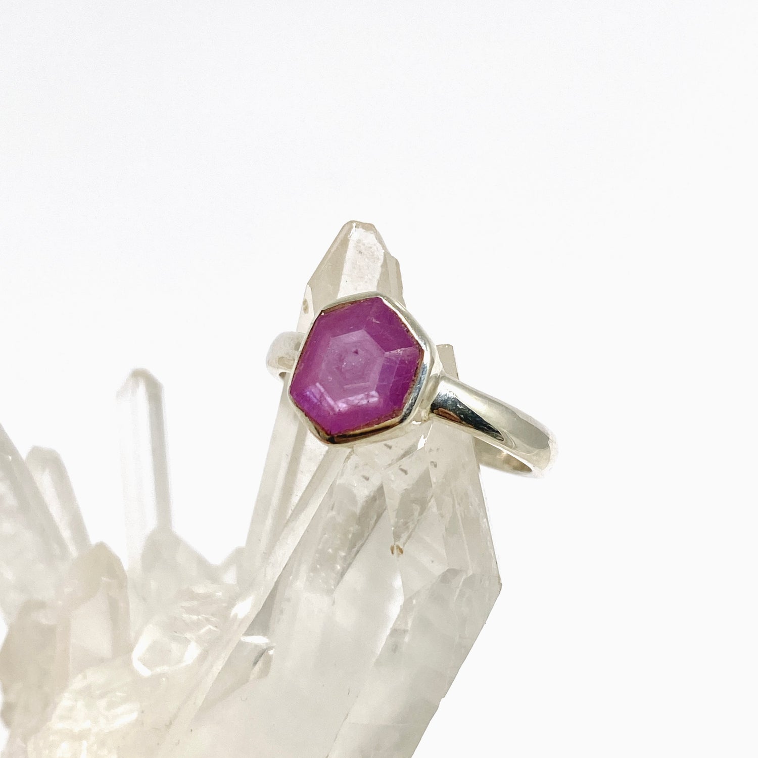 Star Ruby Freeform Faceted Ring Size 8.5 PRGJ981