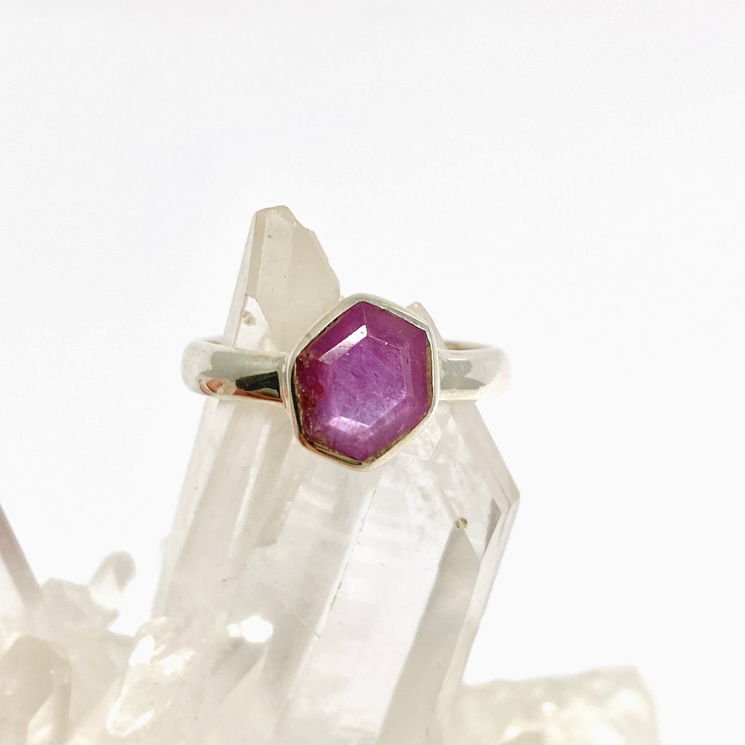 Star Ruby Freeform Faceted Ring Size 8.5 PRGJ982