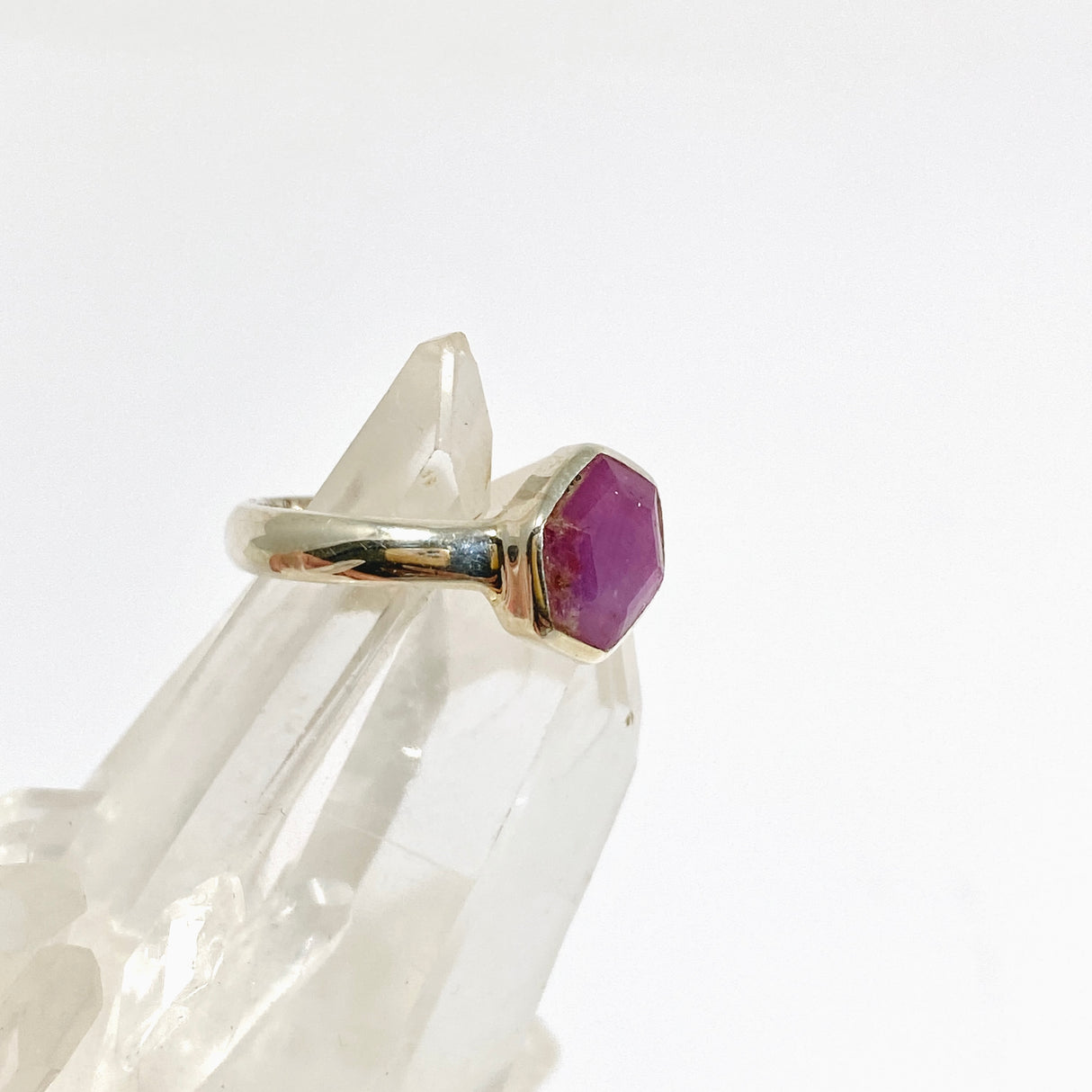 Star Ruby Freeform Faceted Ring Size 8.5 PRGJ982