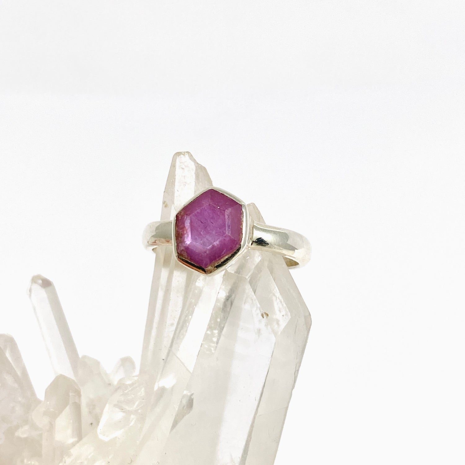 Star Ruby Freeform Faceted Ring Size 8.5 PRGJ982
