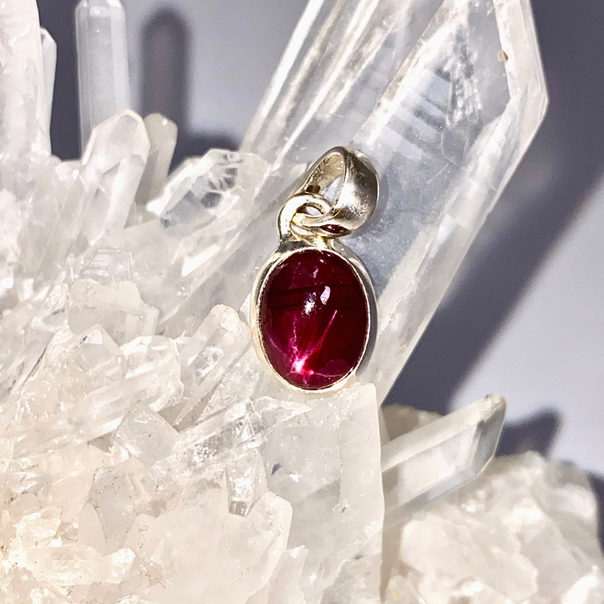 Star Ruby Oval Cabochon Pendant PPGJ1209