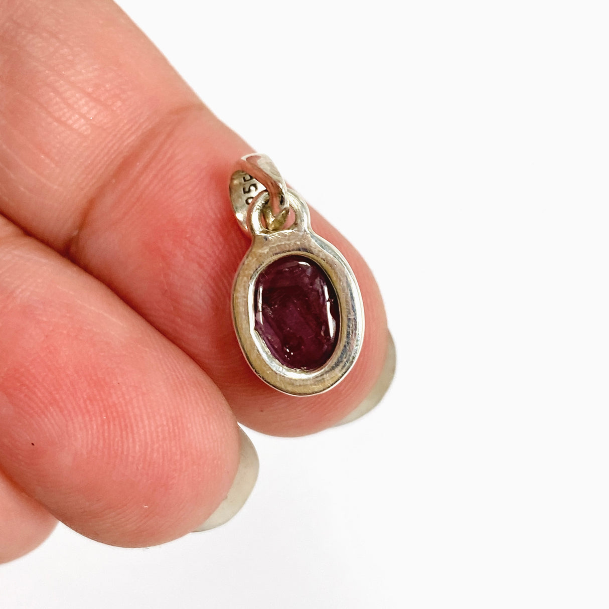 Star Ruby Oval Cabochon Pendant PPGJ1209