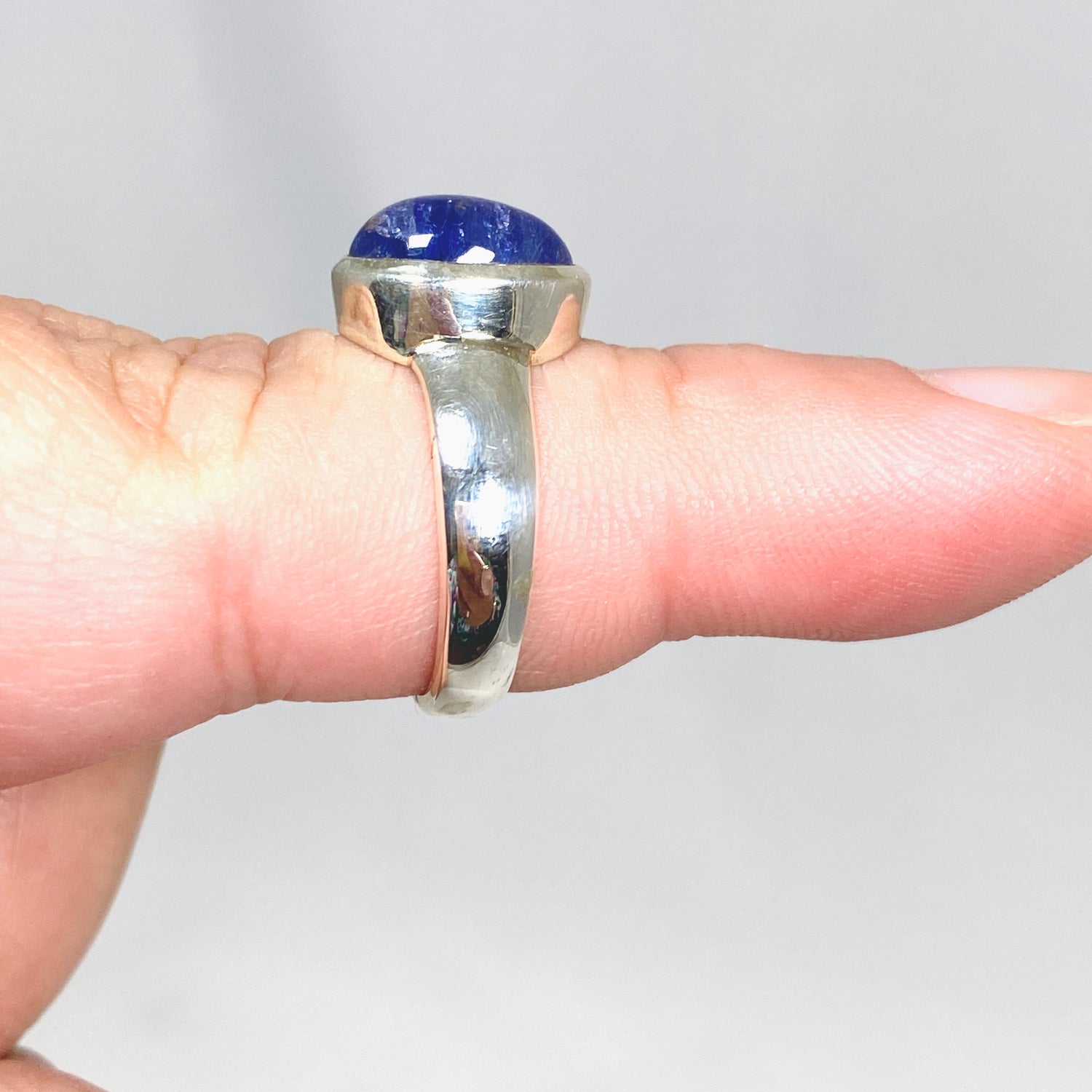 Tanzanite Oval Cabochon Ring Size 7.5 PRGJ512