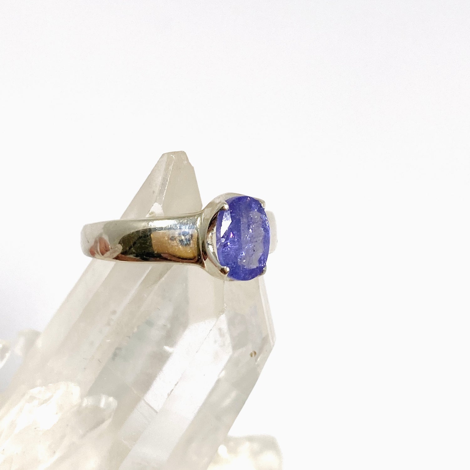 Tanzanite Oval Faceted Ring Size 7.5 PRGJ1016