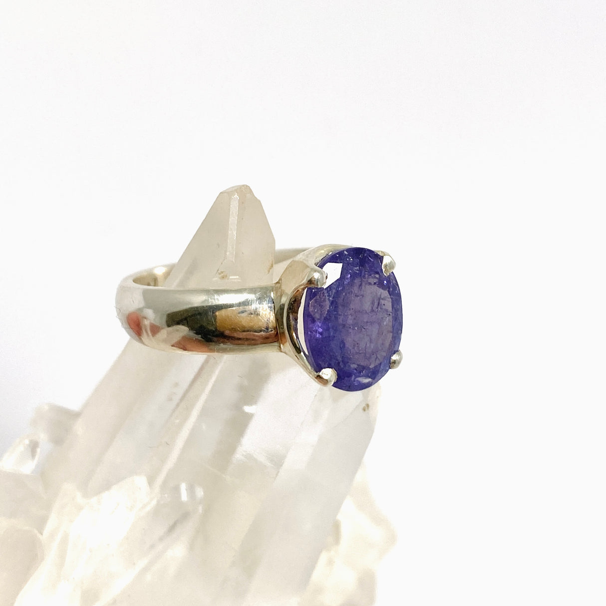 Tanzanite Oval Faceted Ring Size 9.5 PRGJ1020