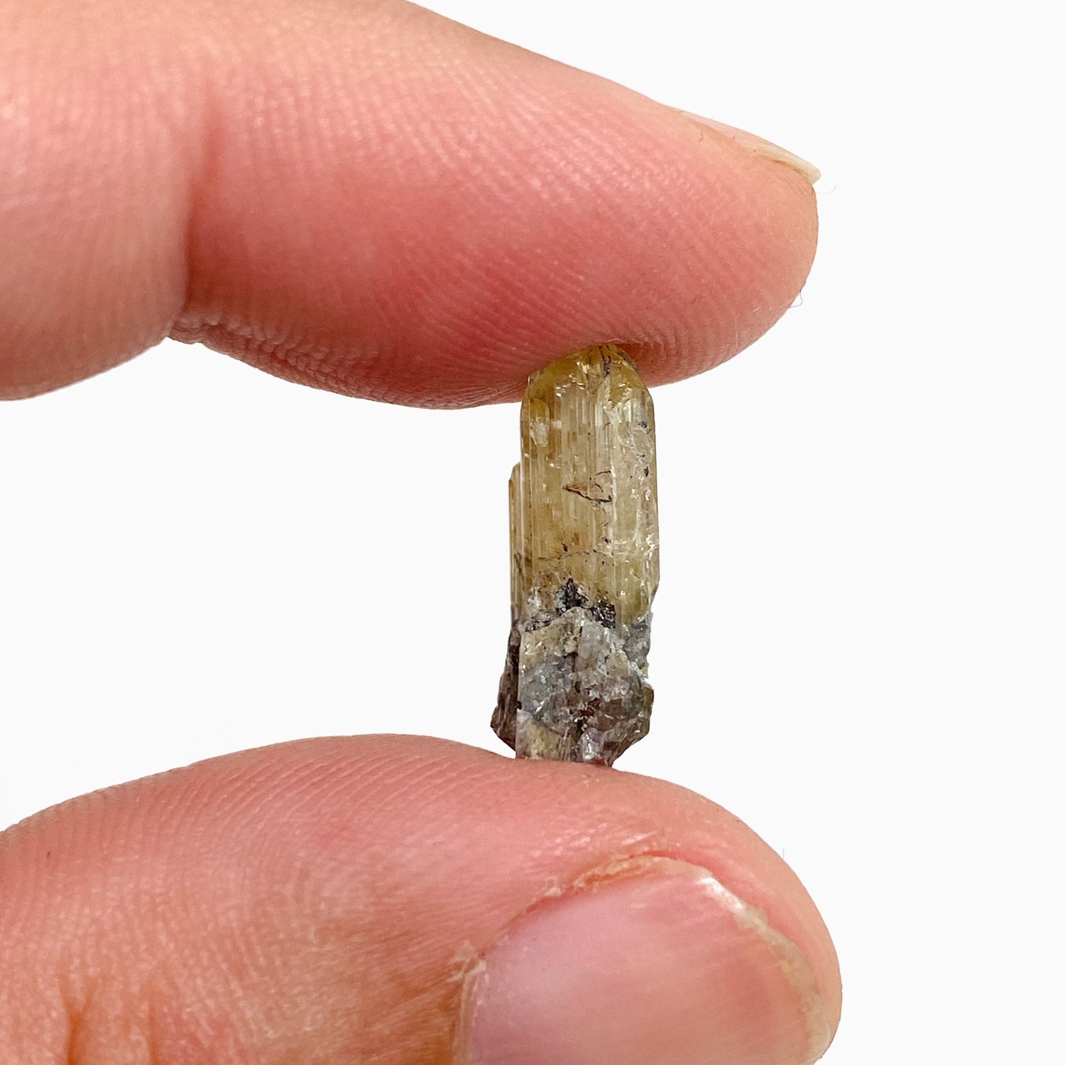 Tanzanite Specimen 1.5g TZ-10