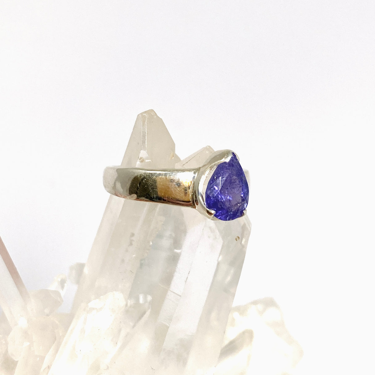 Tanzanite Teardrop Faceted Ring Size 8.5 PRGJ1023