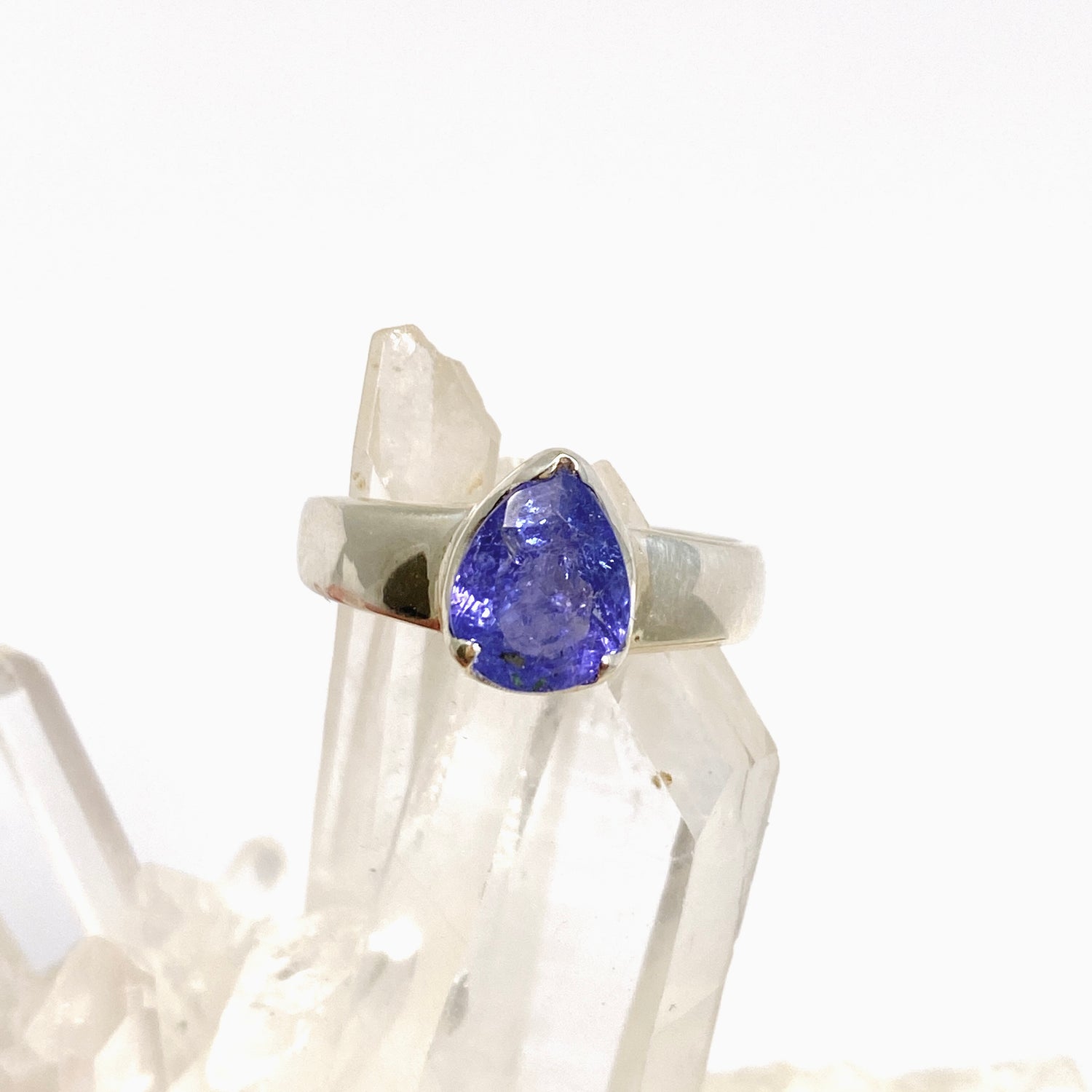 Tanzanite Teardrop Faceted Ring Size 8 PRGJ1022