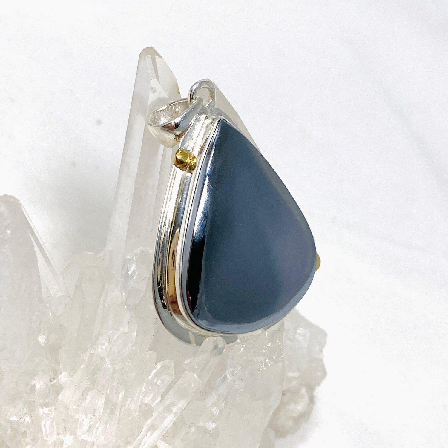 Terahertz (Silica) Teardrop Pendant with Brass Accents KPGJ4535 - Nature's Magick