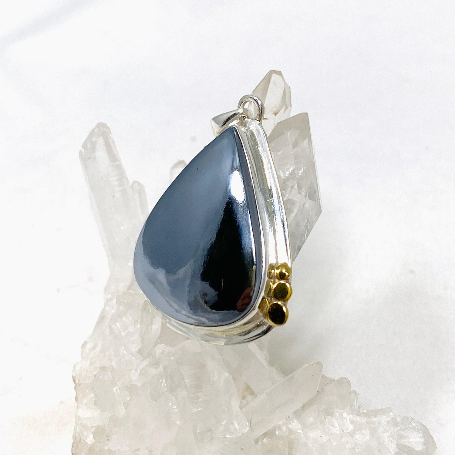 Terahertz (Silica) Teardrop Pendant with Brass Accents KPGJ4535 - Nature's Magick