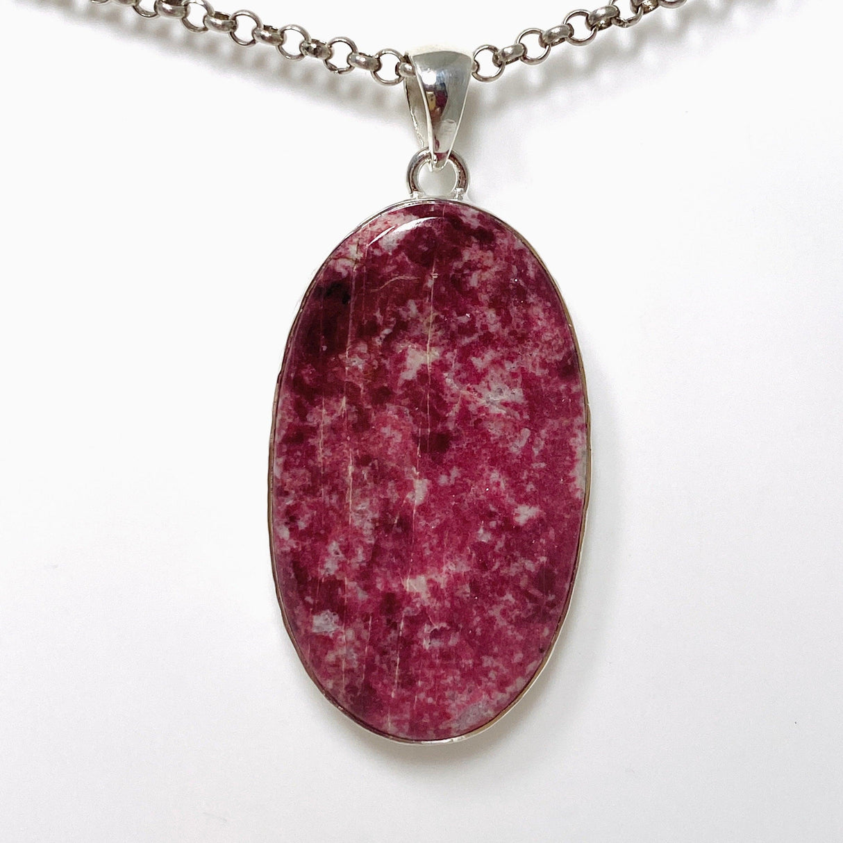 Thulite Oval Pendant in a Hammered Setting KPGJ4483 - Nature's Magick