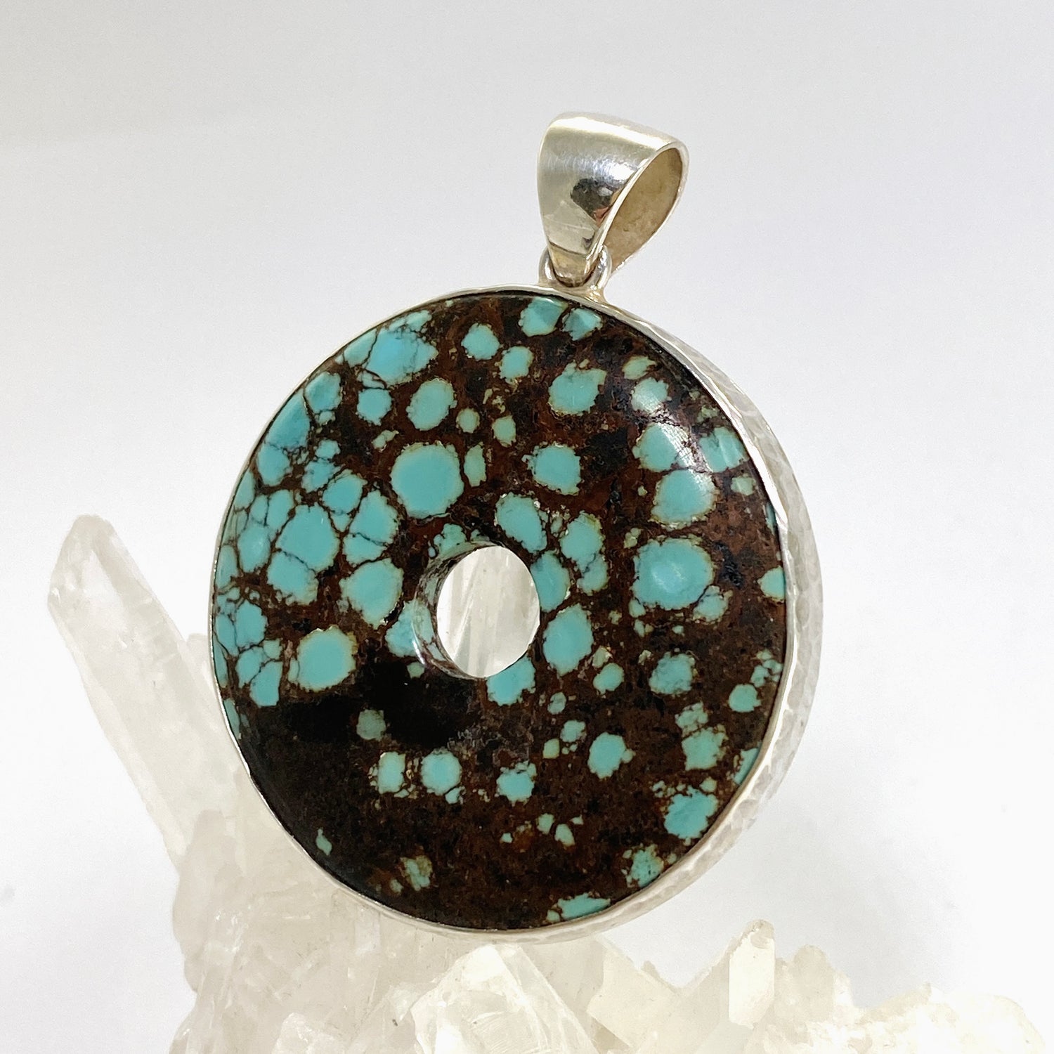 Tibetan Turquoise Round Donut Cabochon Pendant in a Hammered Setting KPGJ4873