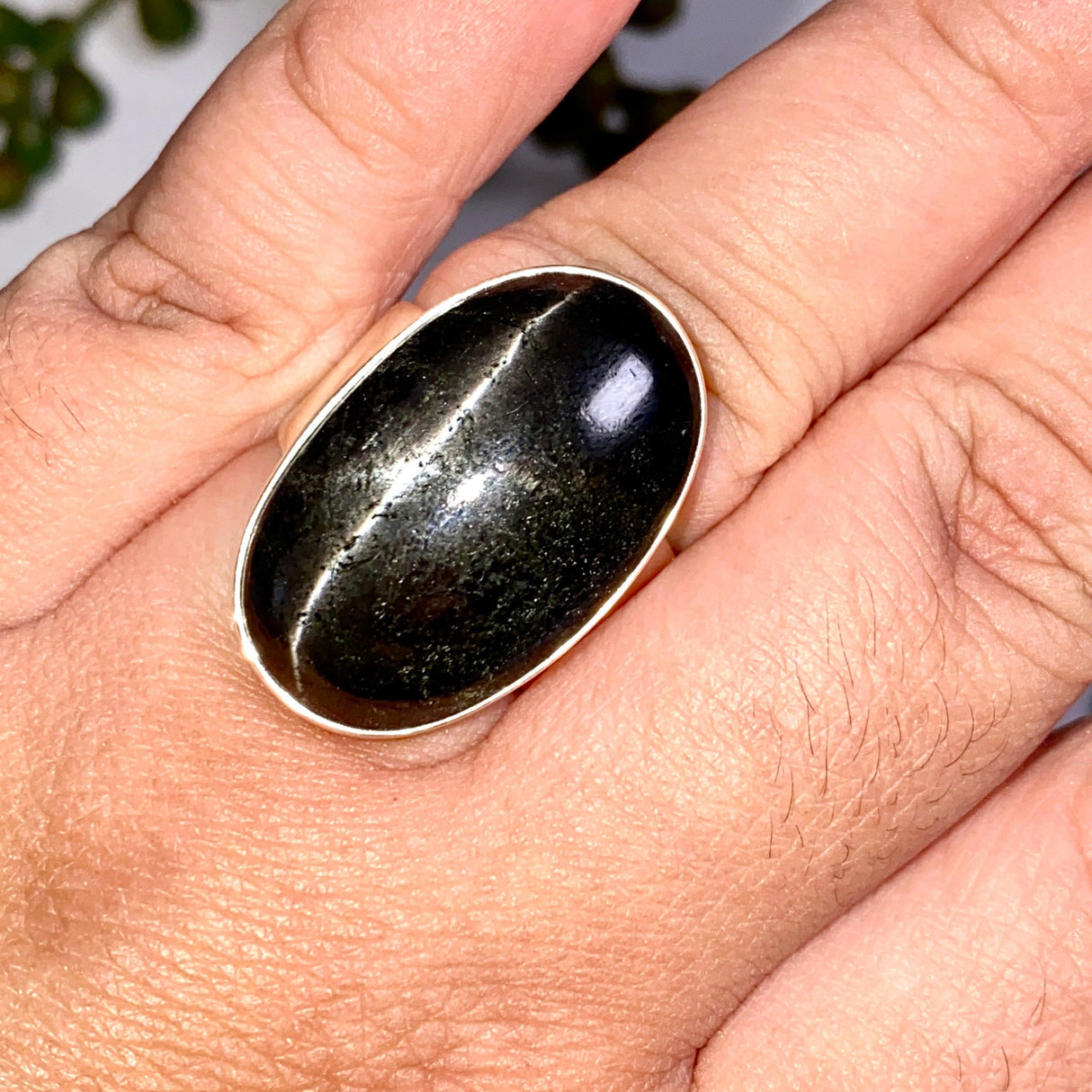 Black Star Diopside Oval Ring Size 11 KRGJ2605 - Nature's Magick