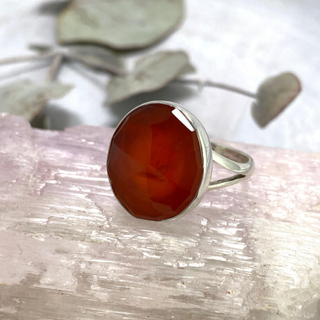 Carnelian oval faceted ring s.9 KRGJ2122 - Nature's Magick